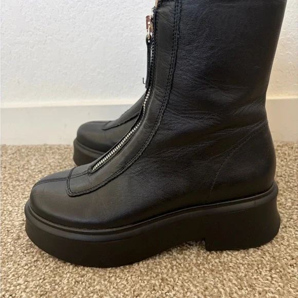 Steve Madden Jones Black Boots - Picture 2 of 5